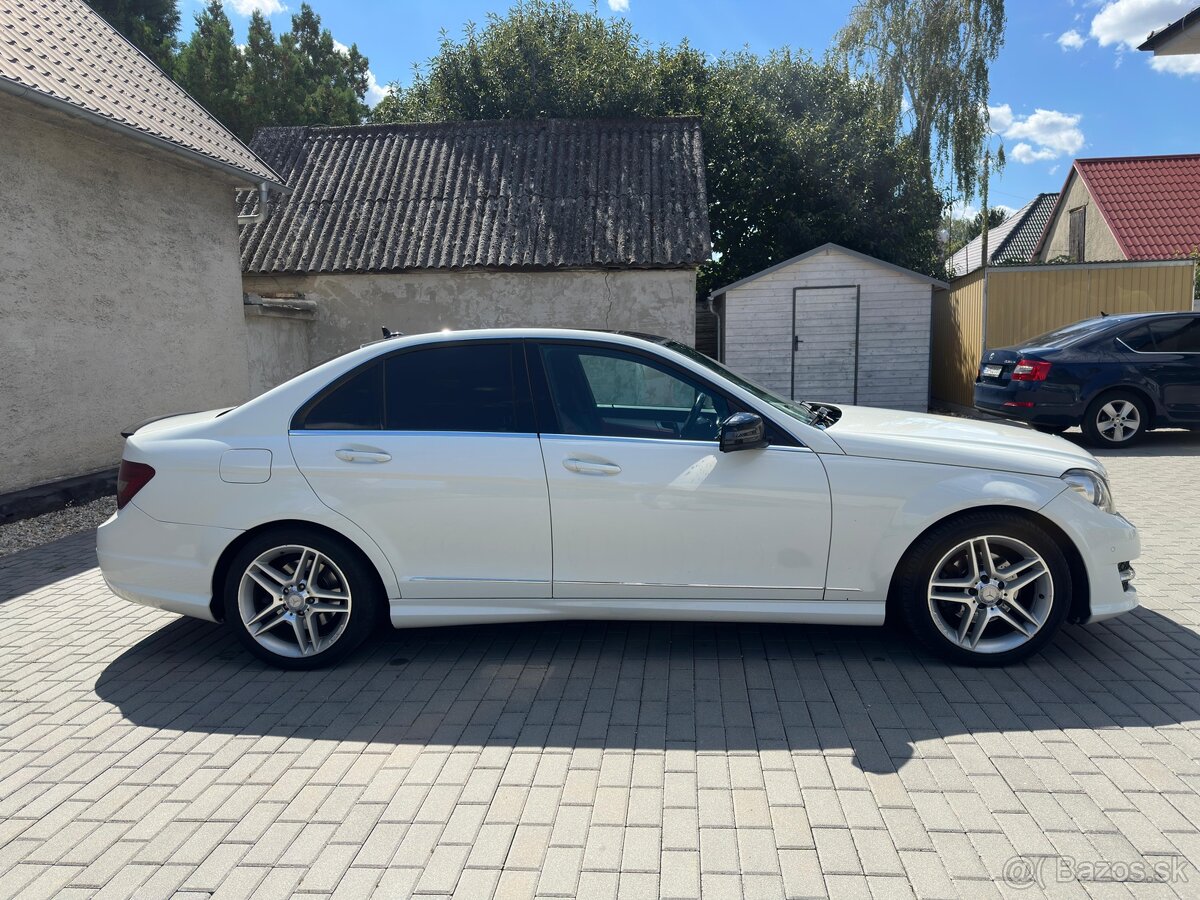 Mercedes Benz C250 w204 - 4