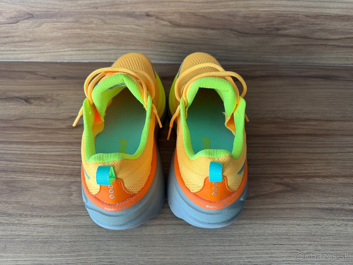 Saucony Huricane 25 - 4