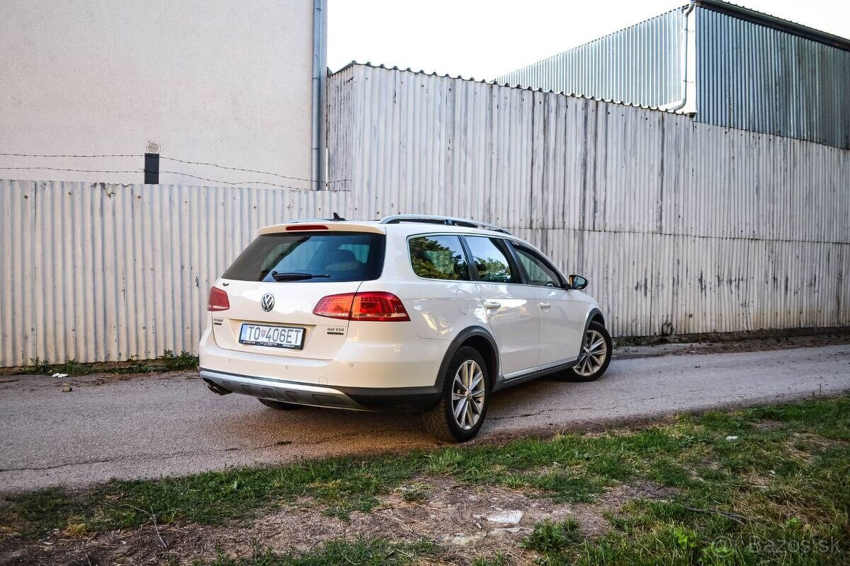 Volkswagen Passat B7 2.0 TDI Alltrack - 4