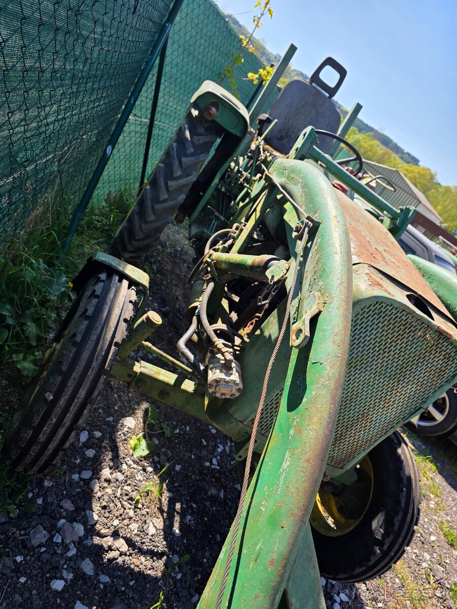 Traktor johndeer - 4