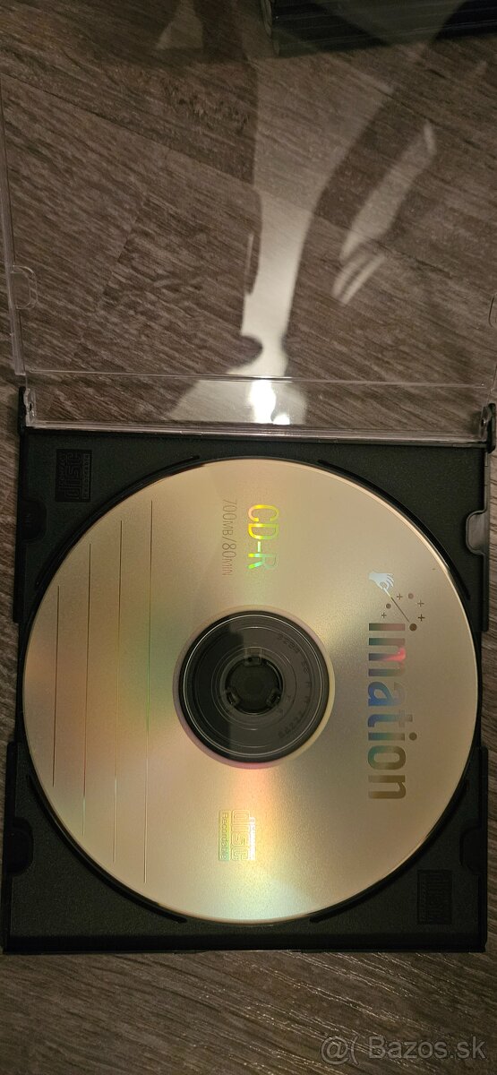 Čisté/nové CD-R - 4