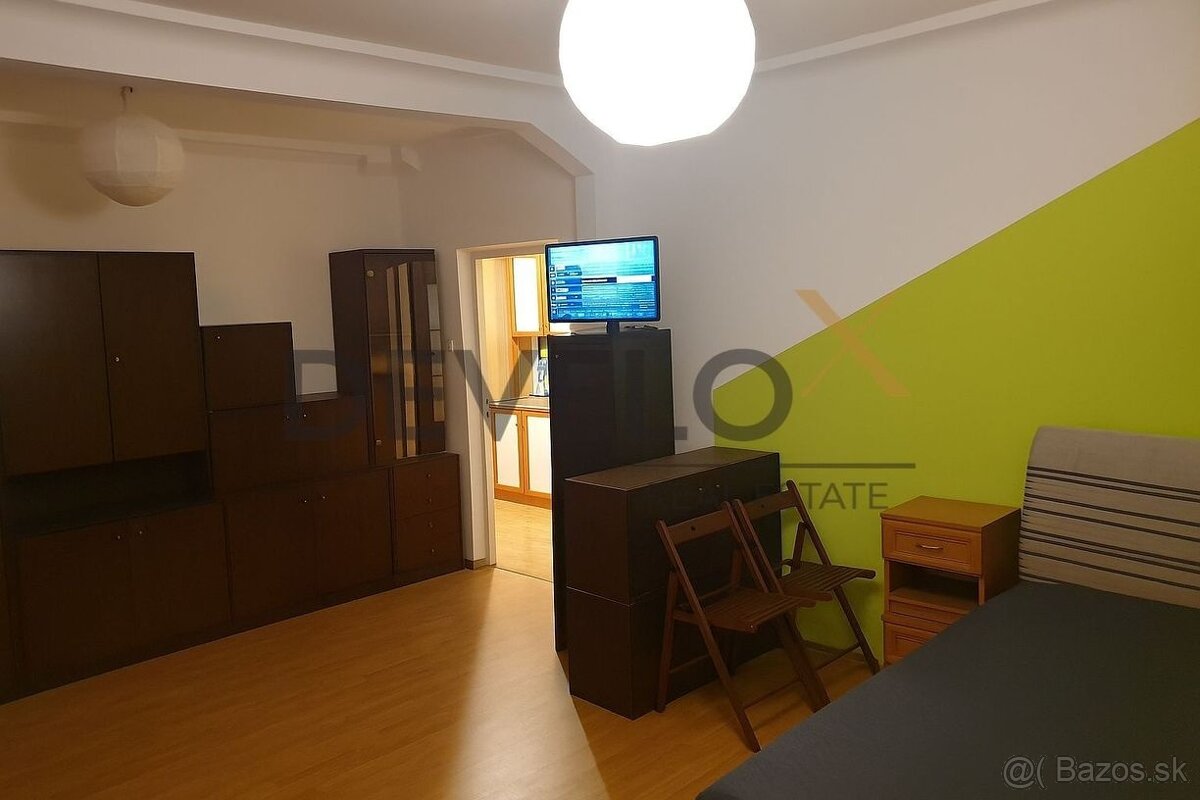 Na predaj svetlý 2-izbový byt v obľúbenej časti Ružinova - 4