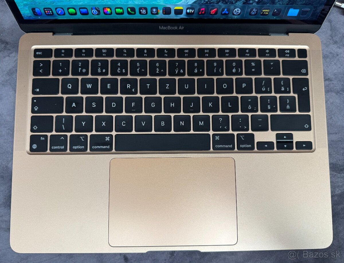 Apple Macbook Air M1 2020 8GB/256GB - 4