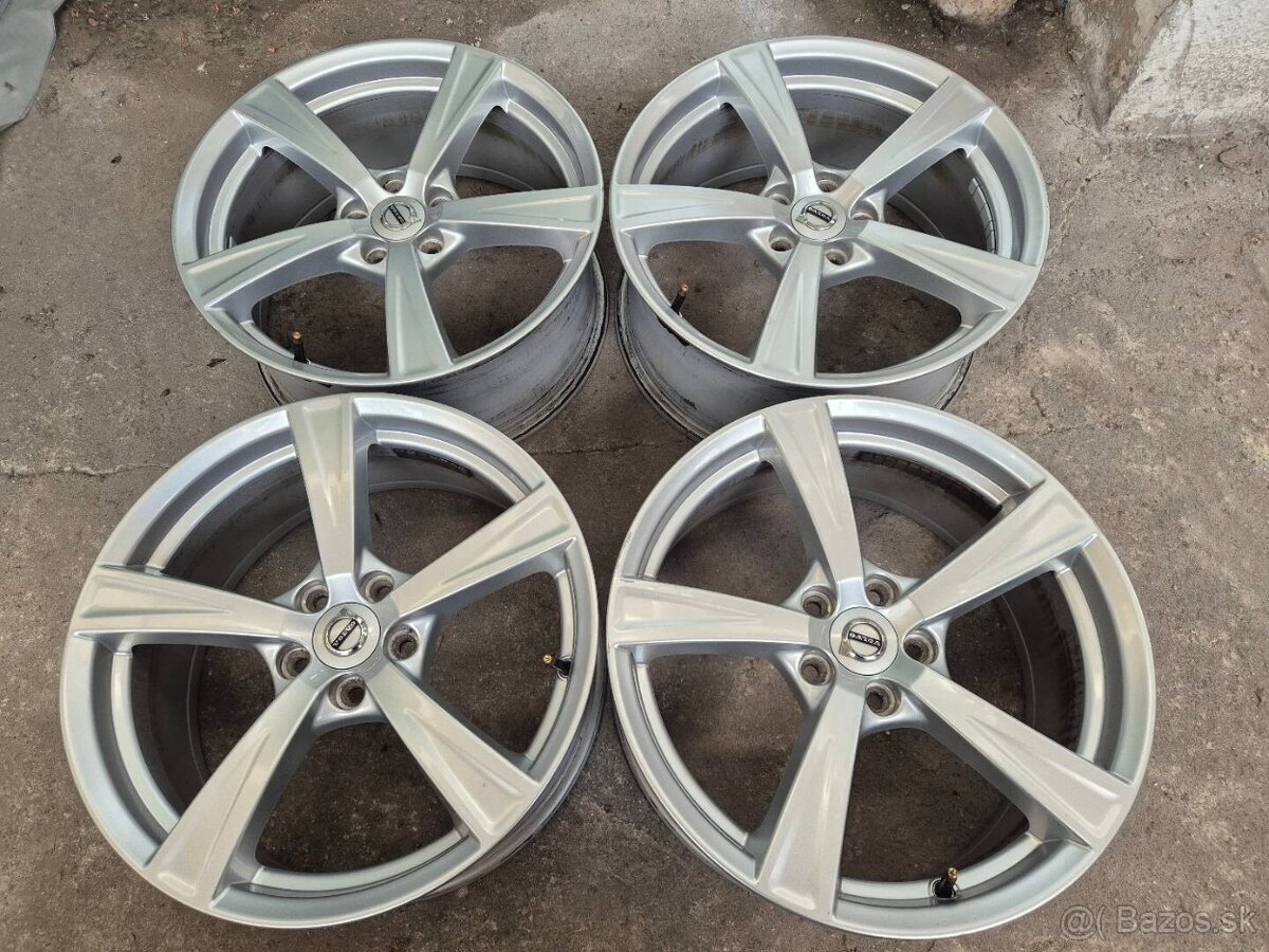 5x108 r18 ET42,5 x 8J elektróny originál VOLVO - 4