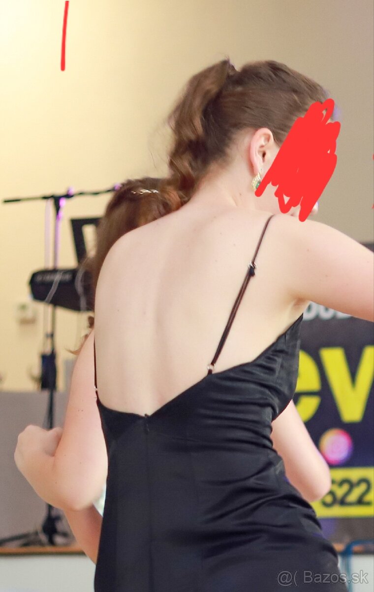 Čierne saténové šaty - 4