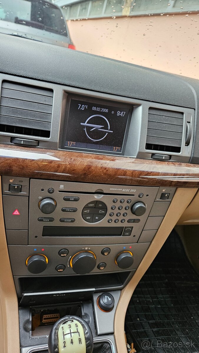 Opel Vectra C 2,2 na suciastky - 4