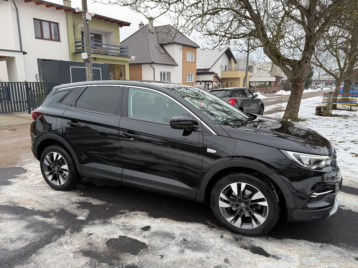 Opel Grandland X 1.2 Turbo - 4
