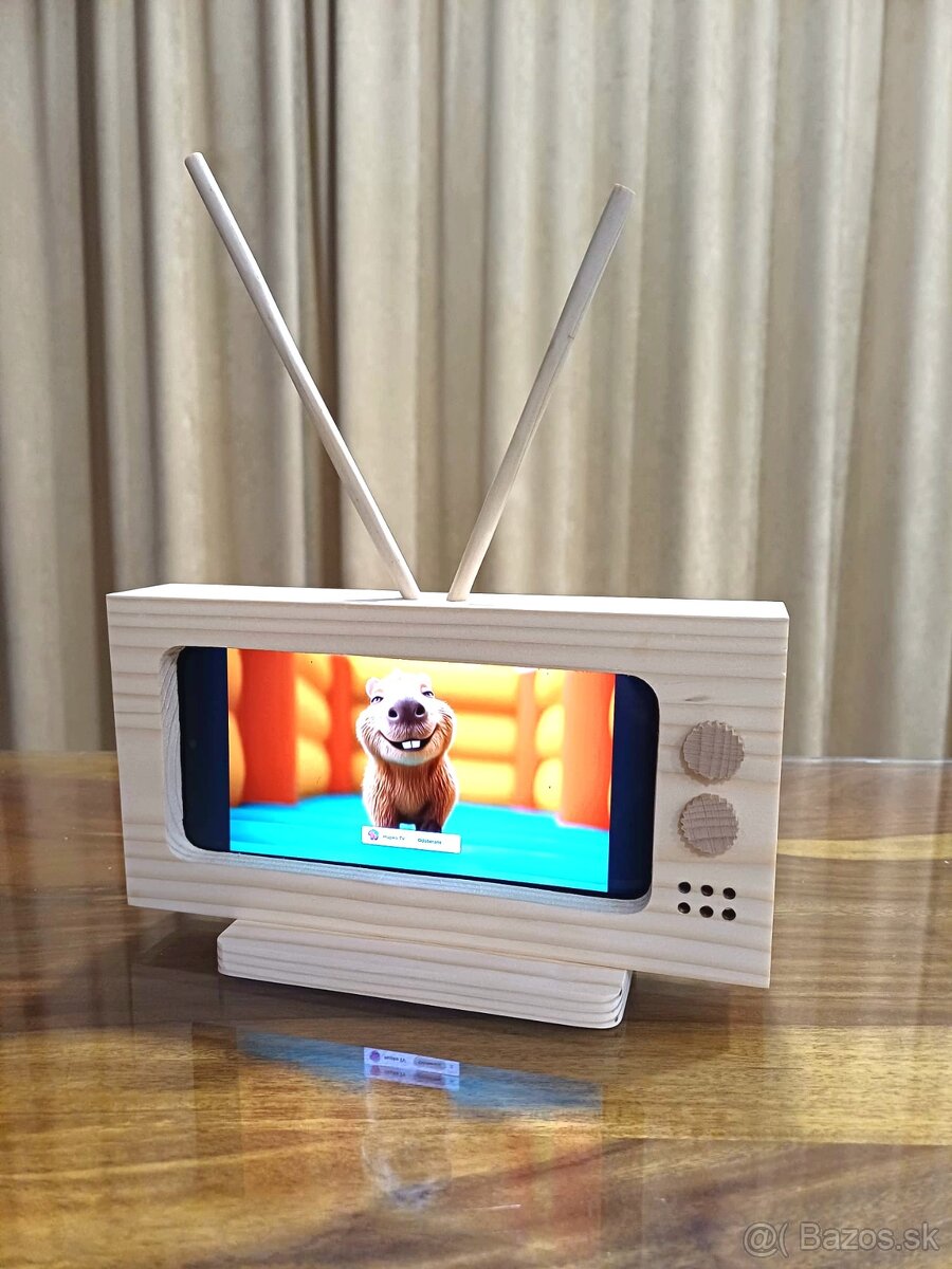 Drevený stojan na telefón - 4