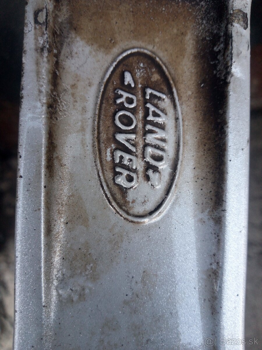Hliníkové disky Land Rover zimné pneu 255/50R20