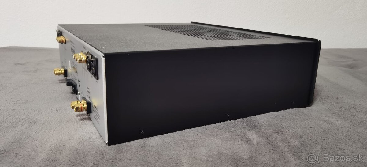 Zosilňovač Audio Research - 4