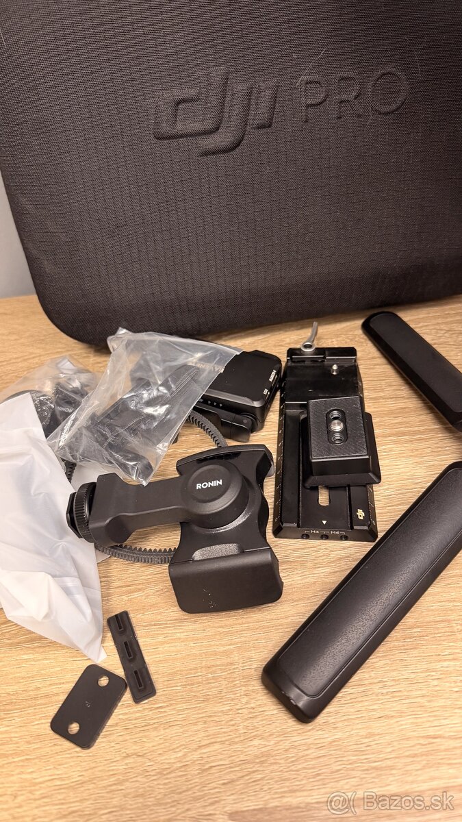 DJI RS 3 Pro Combo - 4