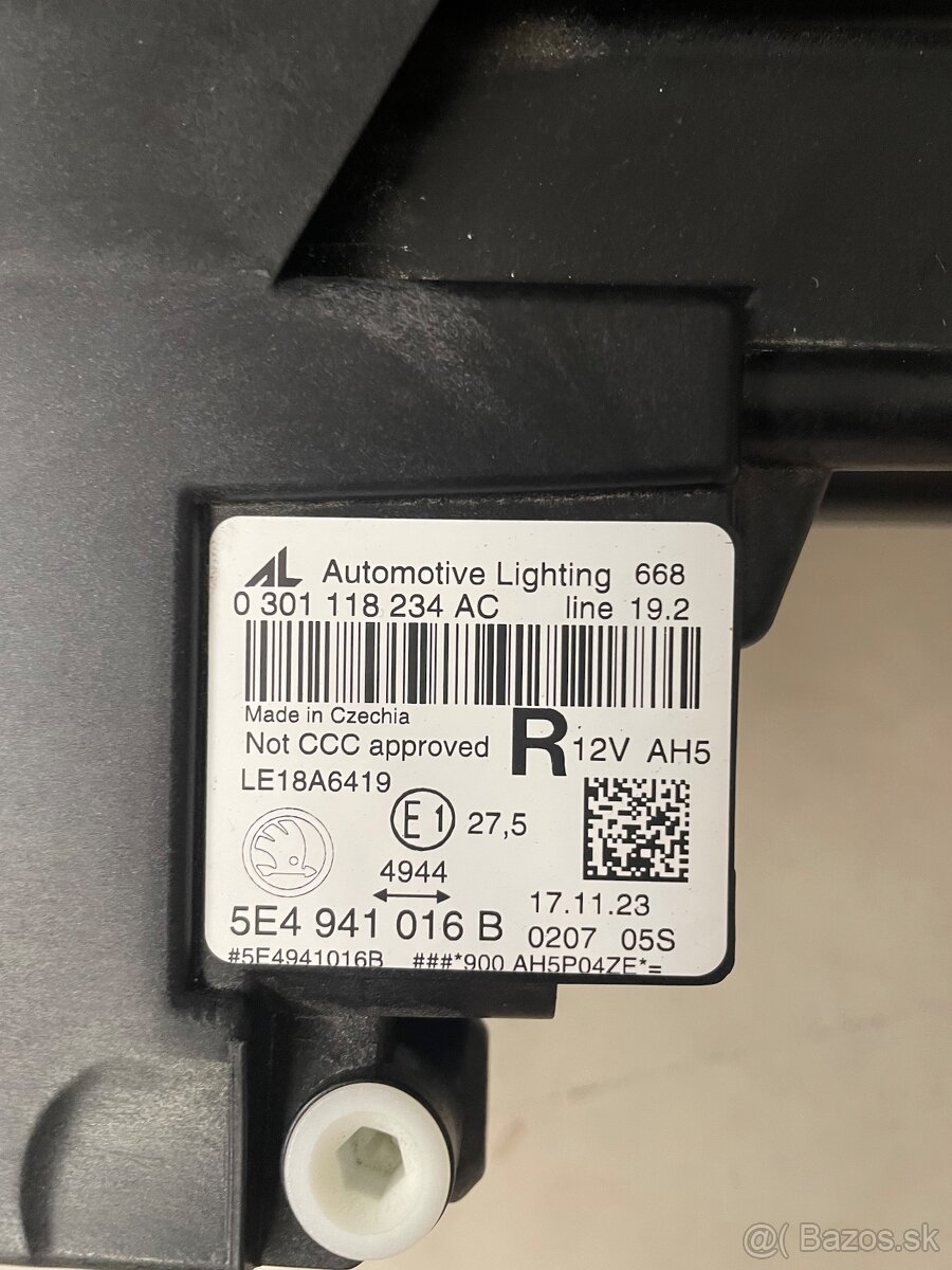 Svetlo Octavia 4 - 4