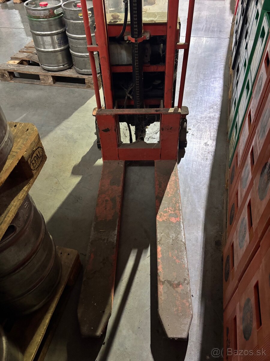 Priemyselny vozík BT - 4
