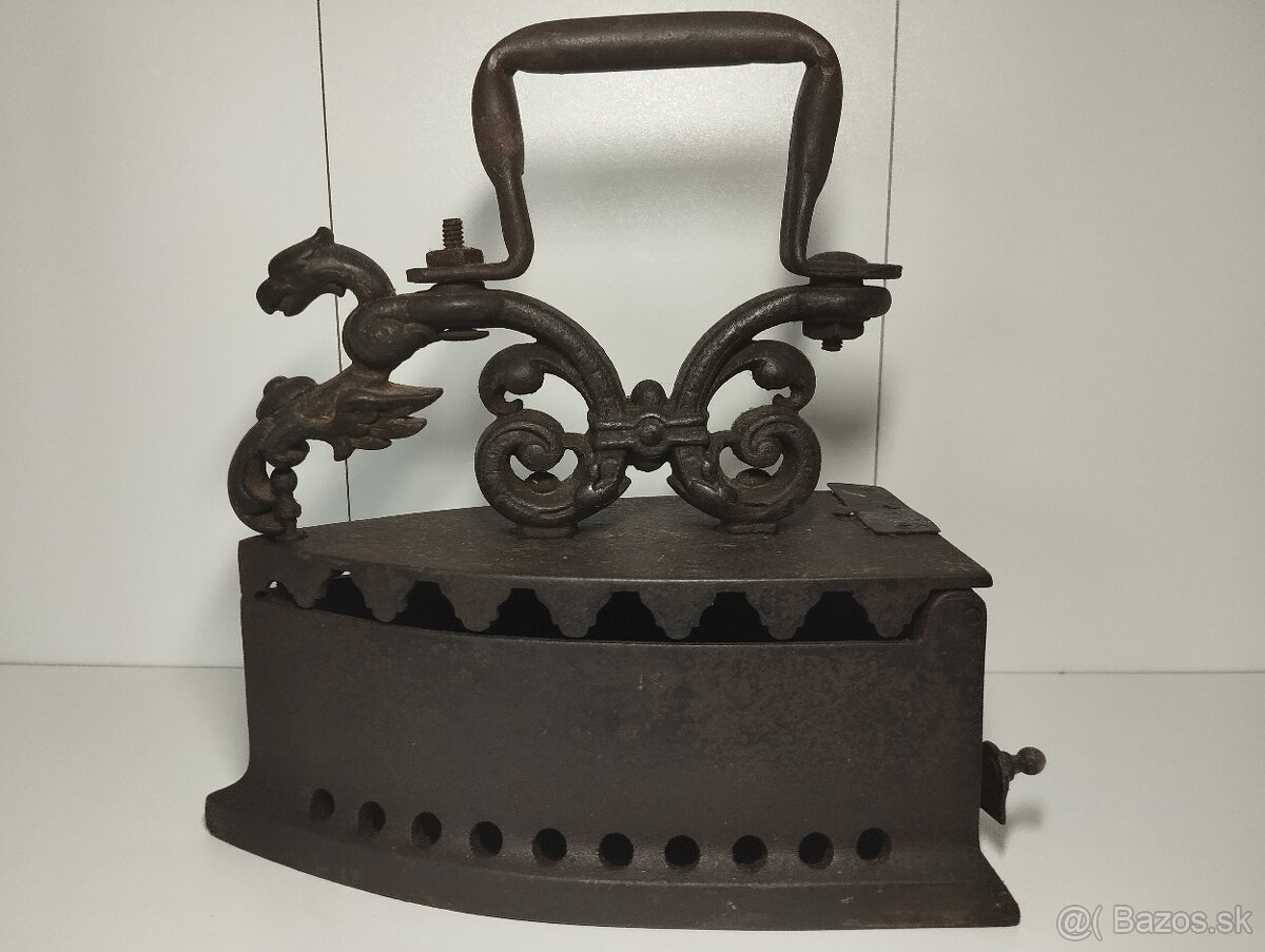 Atypická sběratelská žehlička DRAK s hvězdou - 4