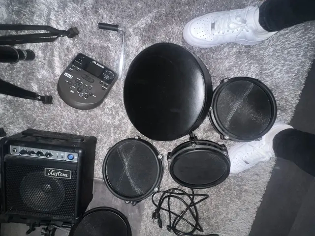 Predám elektronickú bicu súpravu - 4