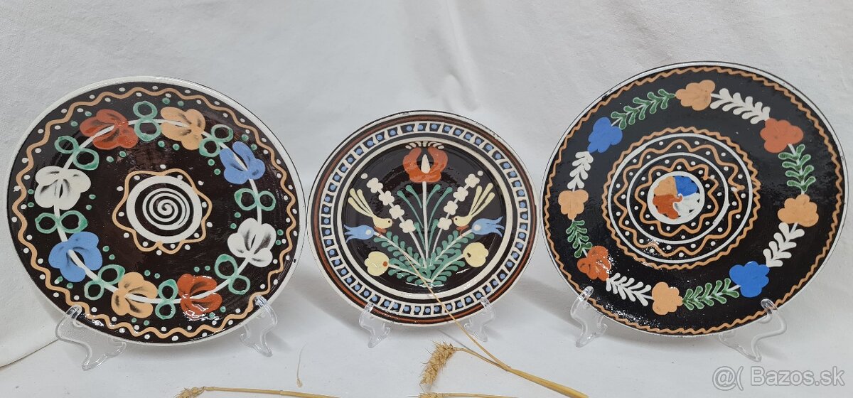 Závesné taniere Pozdišovská keramika 🌼 - 4