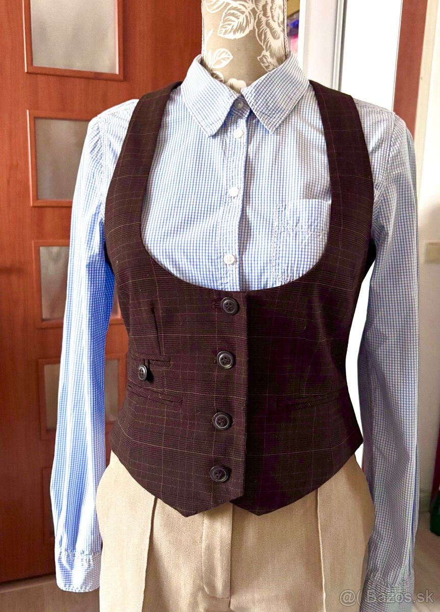 Svetlomodrá košeľa - 4