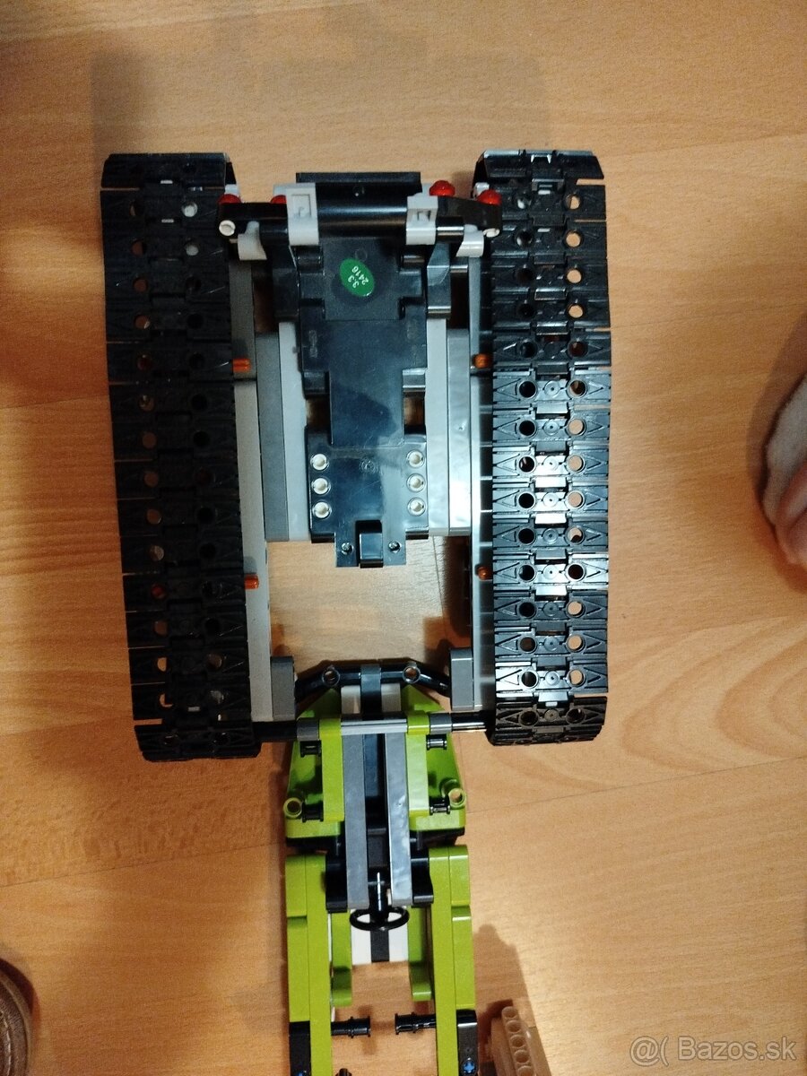 Predám 2× RC pásové modely kompatibilné s Legom Technic - 4