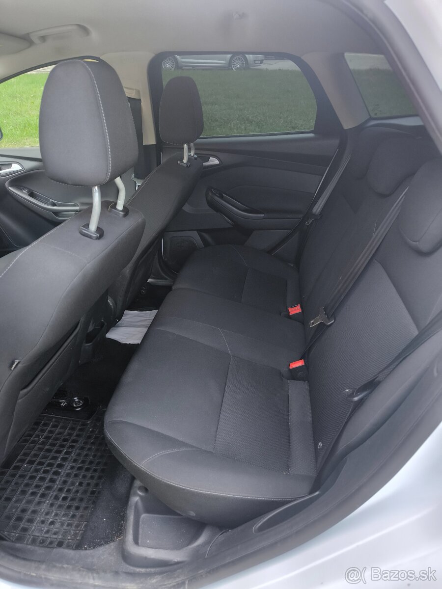 Ford FOCUS combi aj výmena - 4