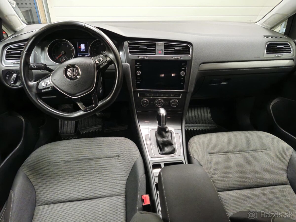 VW Golf 1.5 Tsi, Benzín - 4