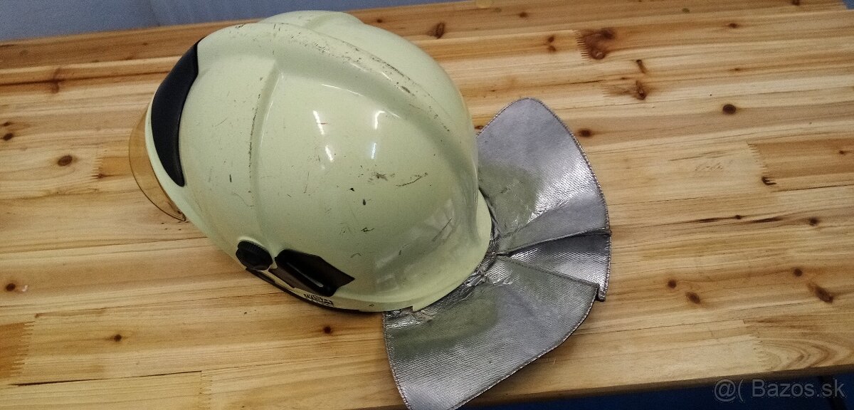 Hasičská prilba MSA Gallet - 4