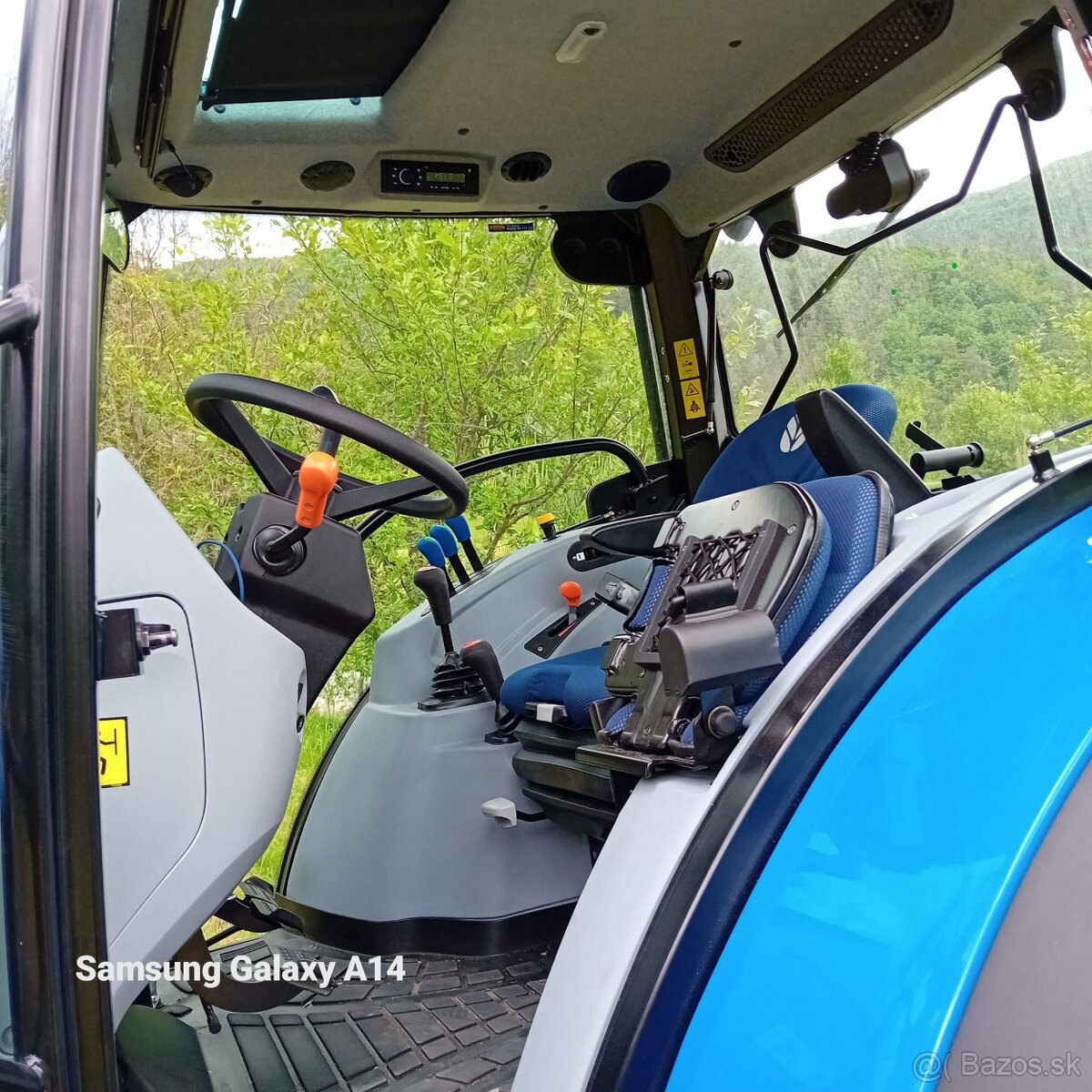 Traktor New Holland T5.90S 50MTH - 4