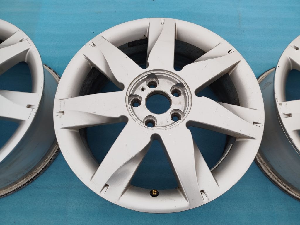 Originálne hliníkové disky Renault 5x108 R17 - 4