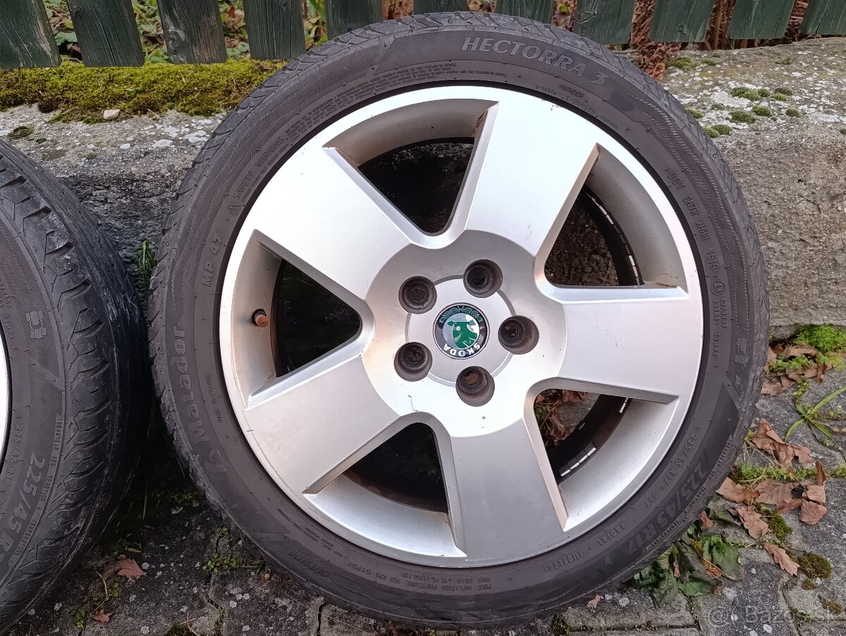 ALU kola Škoda Superb Solid 225/45 R17 - 4