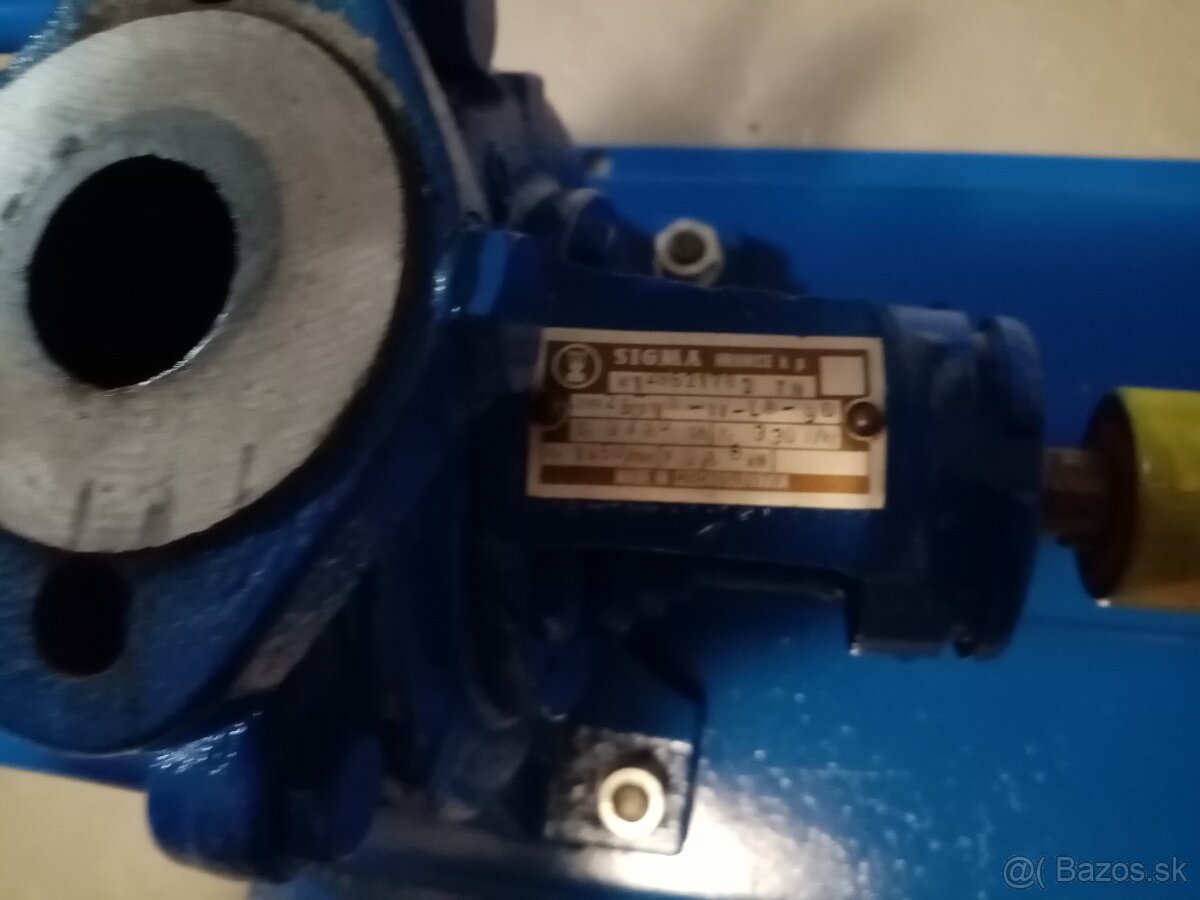 Čerpadlo s motorom - 4