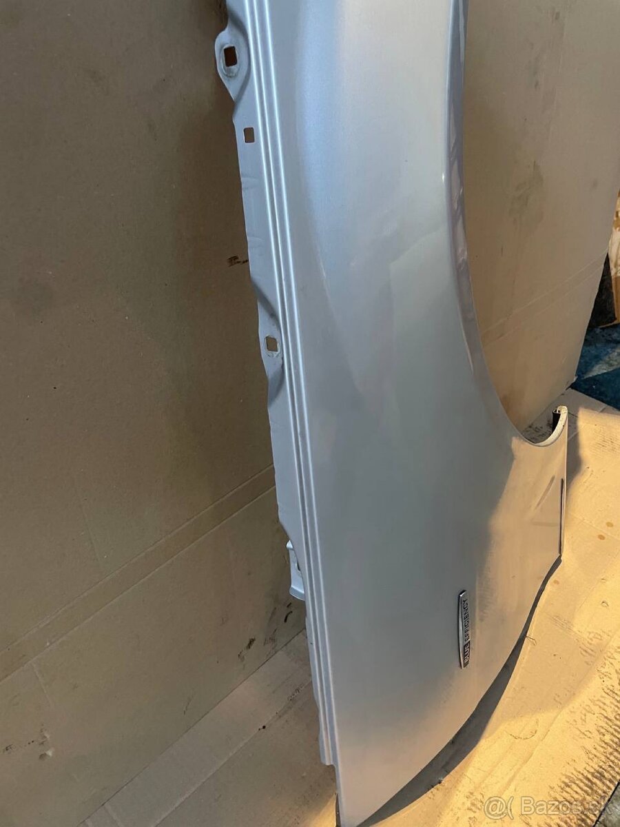 Pravý blatník Mercedes-Benz C-class w204 - 4