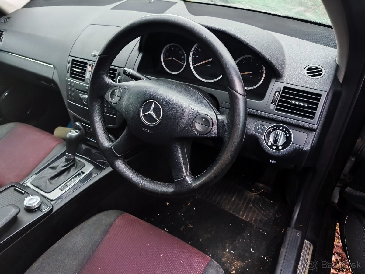 Mercedes Benz w204 200cdi - 4