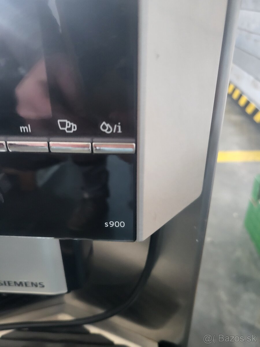 Kavovar siemens eq 9 s900 - 4