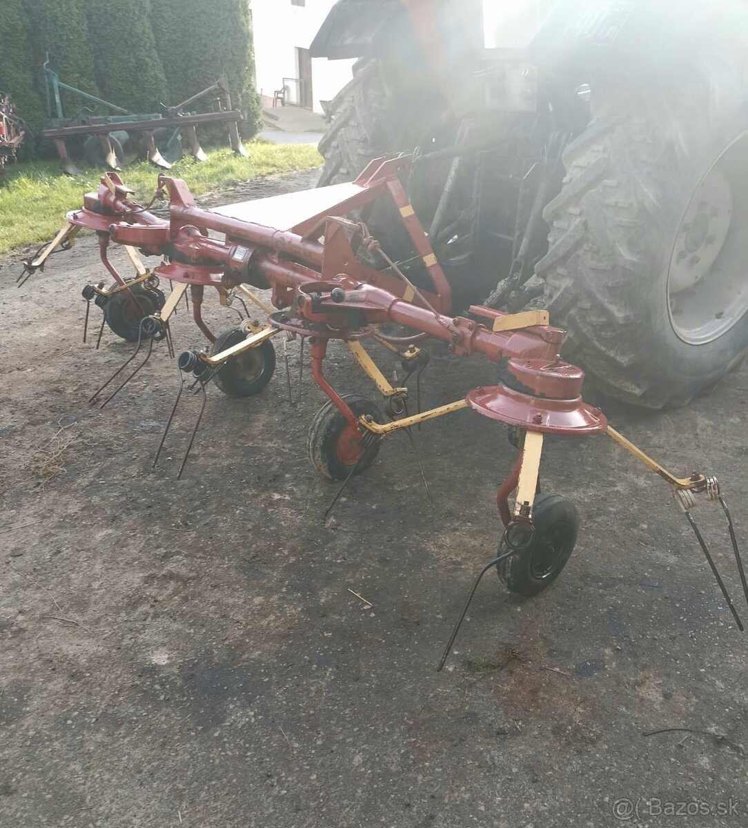 Obracač prevracač Deutz-Fahr KH 4 - 4