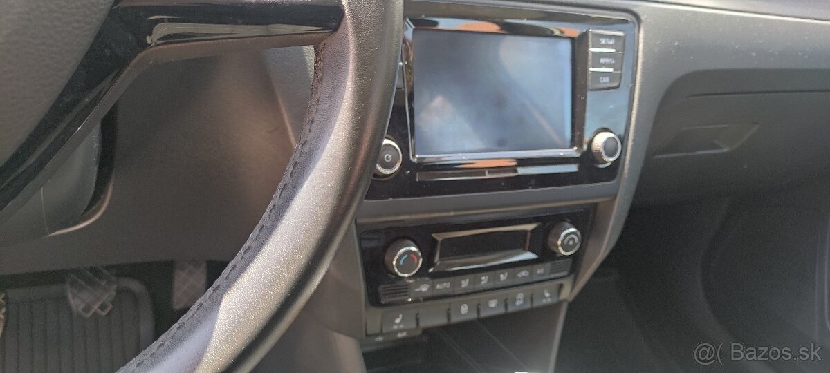 Predám škodu Rapid spaceback - 4