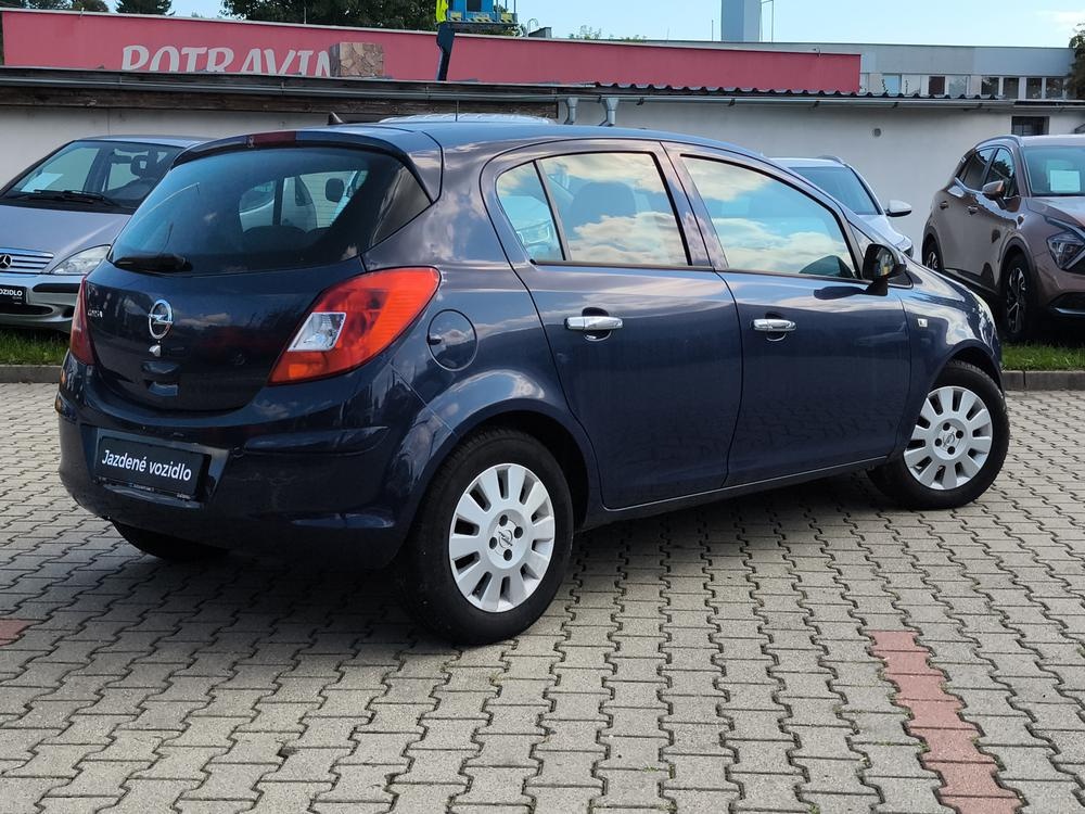 Opel Corsa 1.2 R.V.2011 5ST.MANUAL - 4
