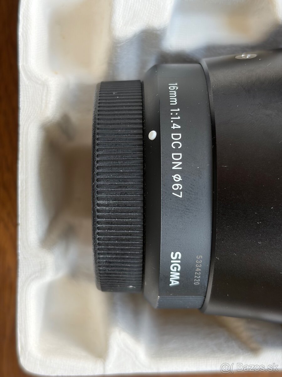 SIGMA 16mm F1.4 DC DN - 4