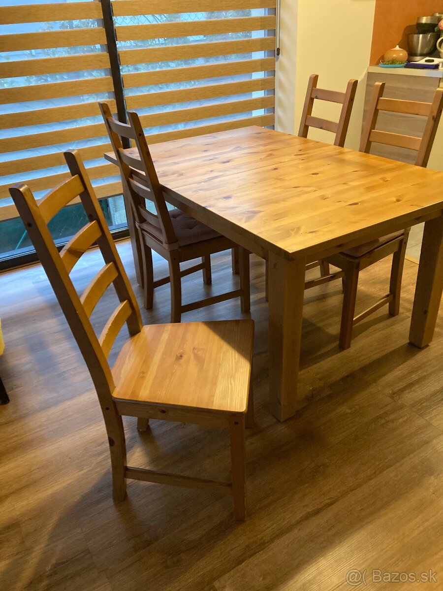 Ikea stôl +4stoličky - 4