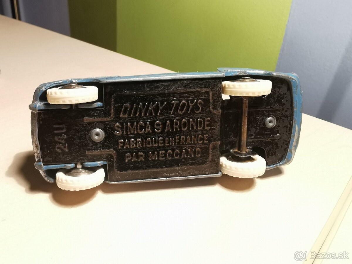 Dinky toys Simca Aronde - 4