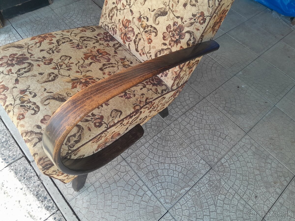 Historické čalúnené kreslo dizajn Halabala? - 4