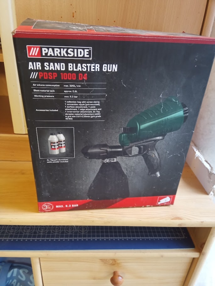 GARÁŽOVÝ VÝPREDAJ - 4