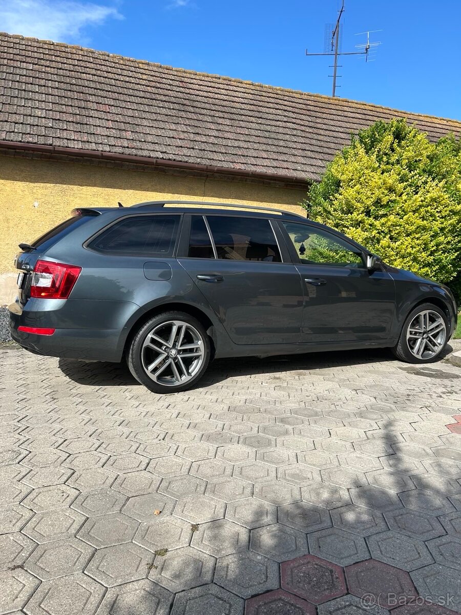 Škoda Octavia Kombi 1.8TSI 4x4 DSG - 4