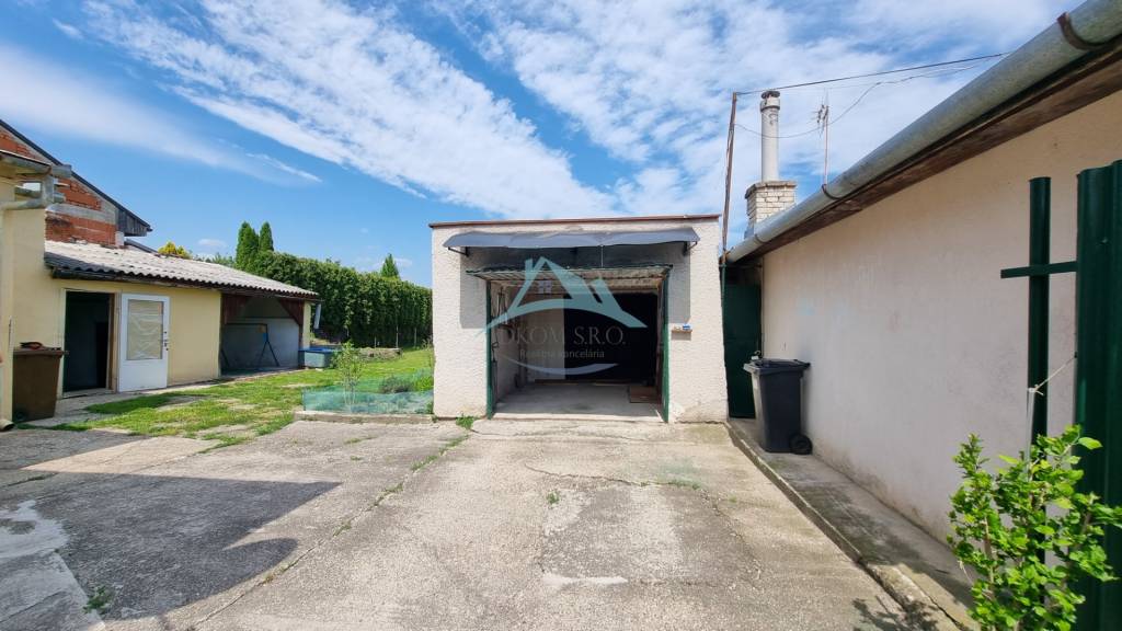 Rodinný dom v Leviciach - 4