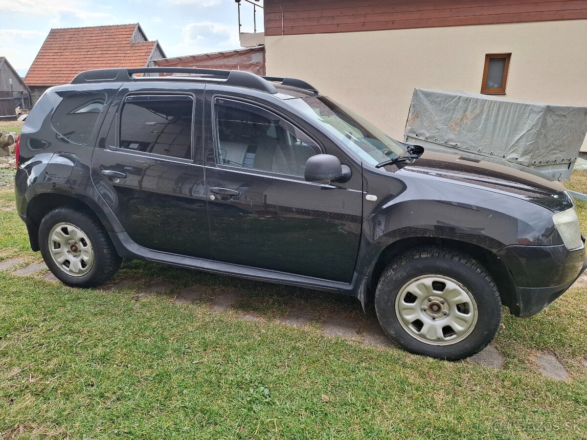 Predam Dacia Duster 1.5dci 4x4 - 4