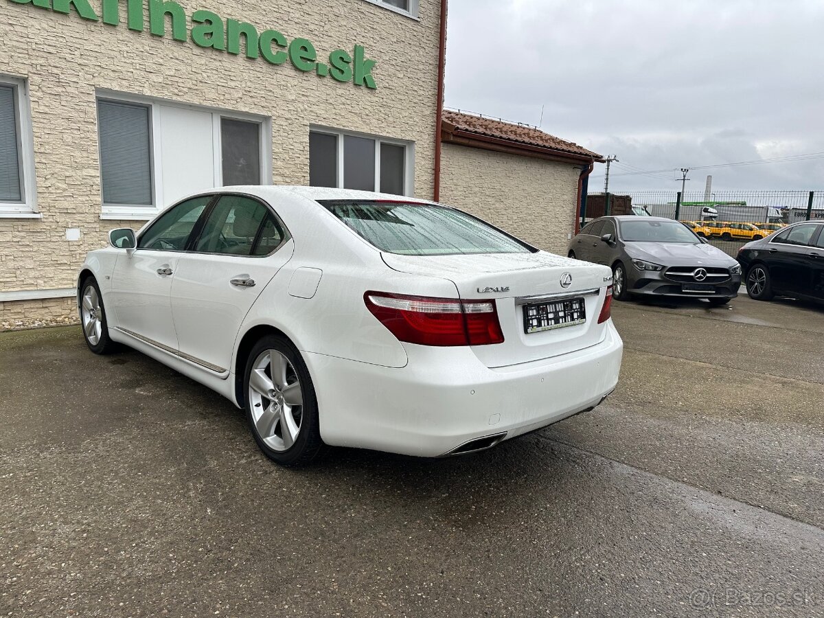 LEXUS LS460 4,6l benzin 2009 VIN 917 - 4