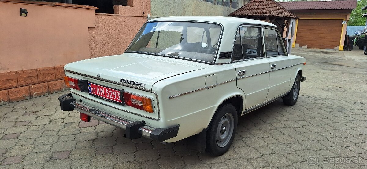Lada - 4