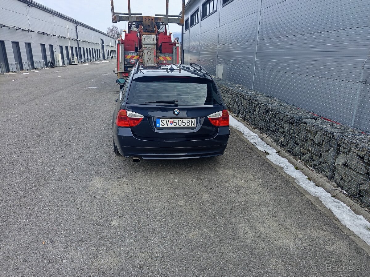 BMW E91 320i - 4