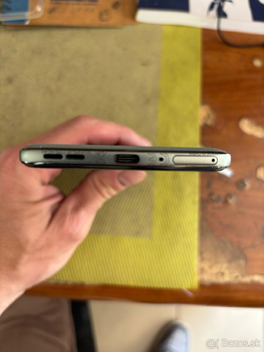 Motorola Edge 60 Pro - 4