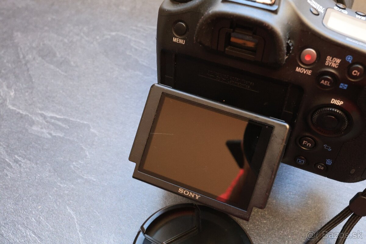 Sony a68, 24Mpx + 2x objektív - 4