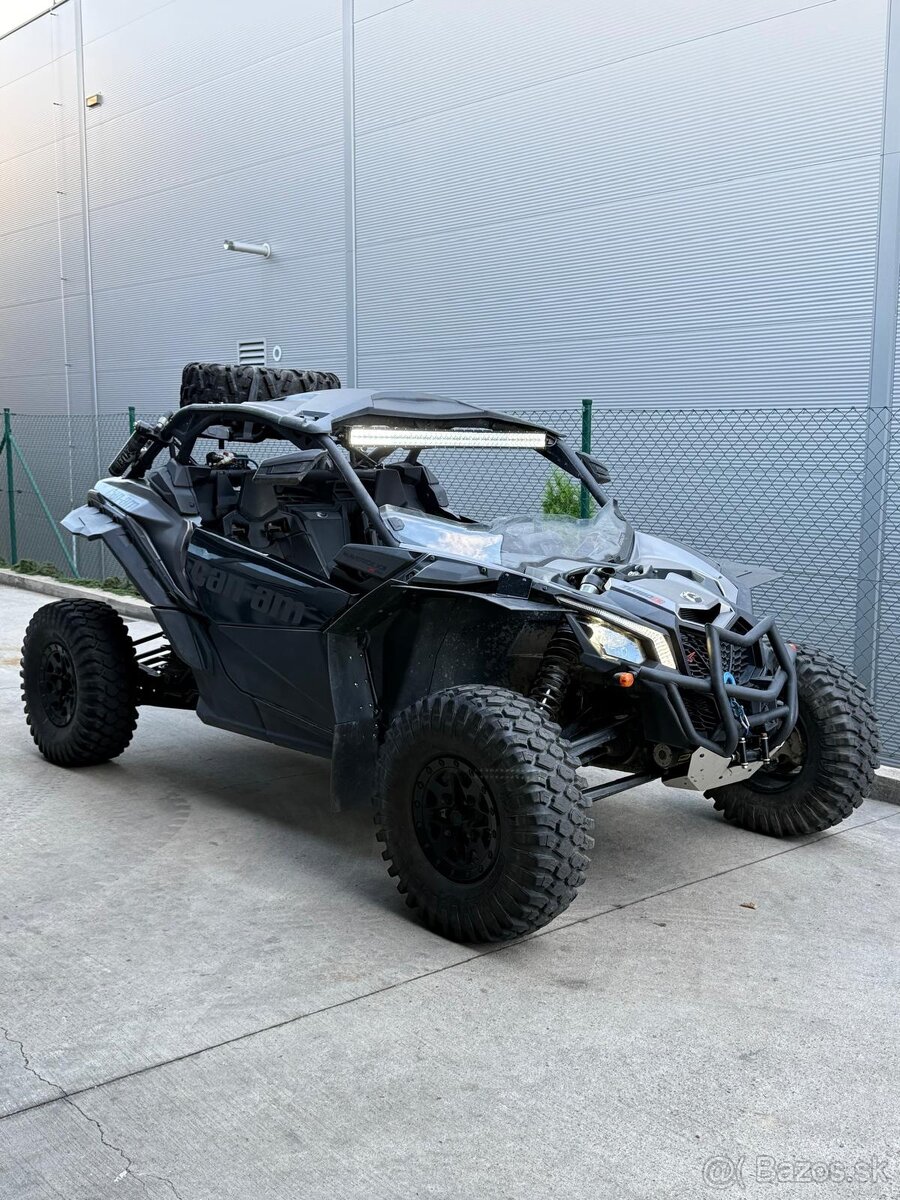 Can am Maverick turbo R - 4