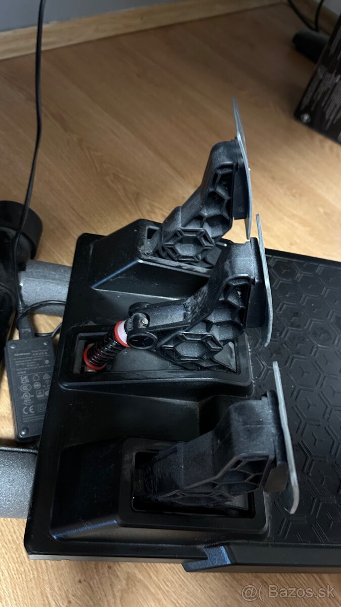 Predám Thrustmaster T248 + stojan (Komplet set v top stave) - 4